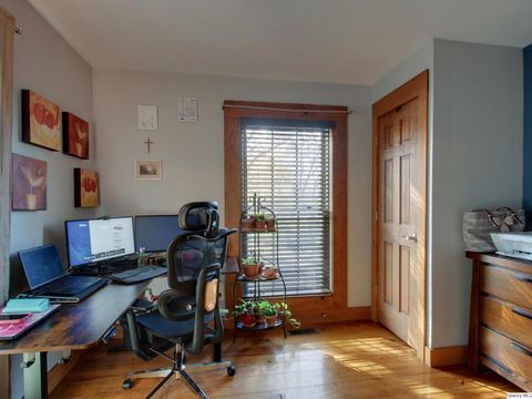 Tiny photo for 911 Ridgewood Dr Dr, Quincy, IL 62301 (MLS # 12636715)