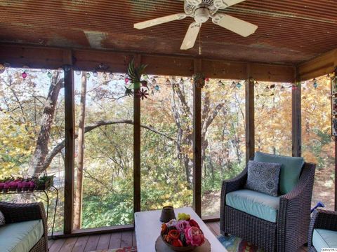Tiny photo for 911 Ridgewood Dr Dr, Quincy, IL 62301 (MLS # 12636715)