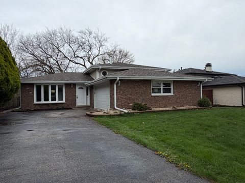 Photo of 7547 Blazer Avenue, Justice, IL 60458 (MLS # 12620699)