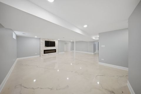 Tiny photo for 15566 Gouwens Lane, South Holland, IL 60473 (MLS # 12601504)