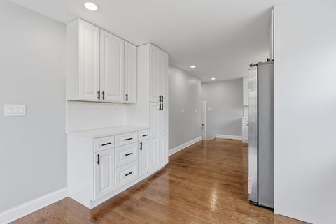 Tiny photo for 15566 Gouwens Lane, South Holland, IL 60473 (MLS # 12601504)