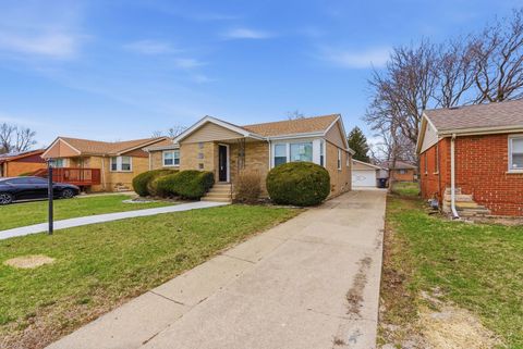 Tiny photo for 15566 Gouwens Lane, South Holland, IL 60473 (MLS # 12601504)