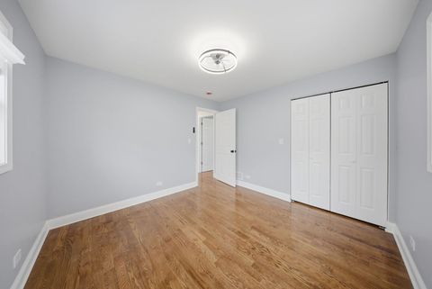 Tiny photo for 15566 Gouwens Lane, South Holland, IL 60473 (MLS # 12601504)