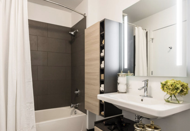 710 W Grand Avenue 412