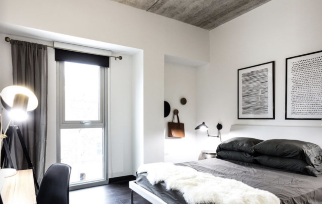 710 W Grand Avenue 412