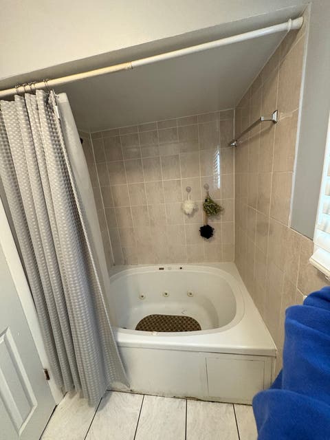 Tiny photo for 7070 N Ridge Boulevard #1B, Chicago, IL 60645 (MLS # 12722054)