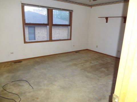 Tiny photo for 4193 Blackstone Avenue, Gurnee, IL 60031 (MLS # 12783987)