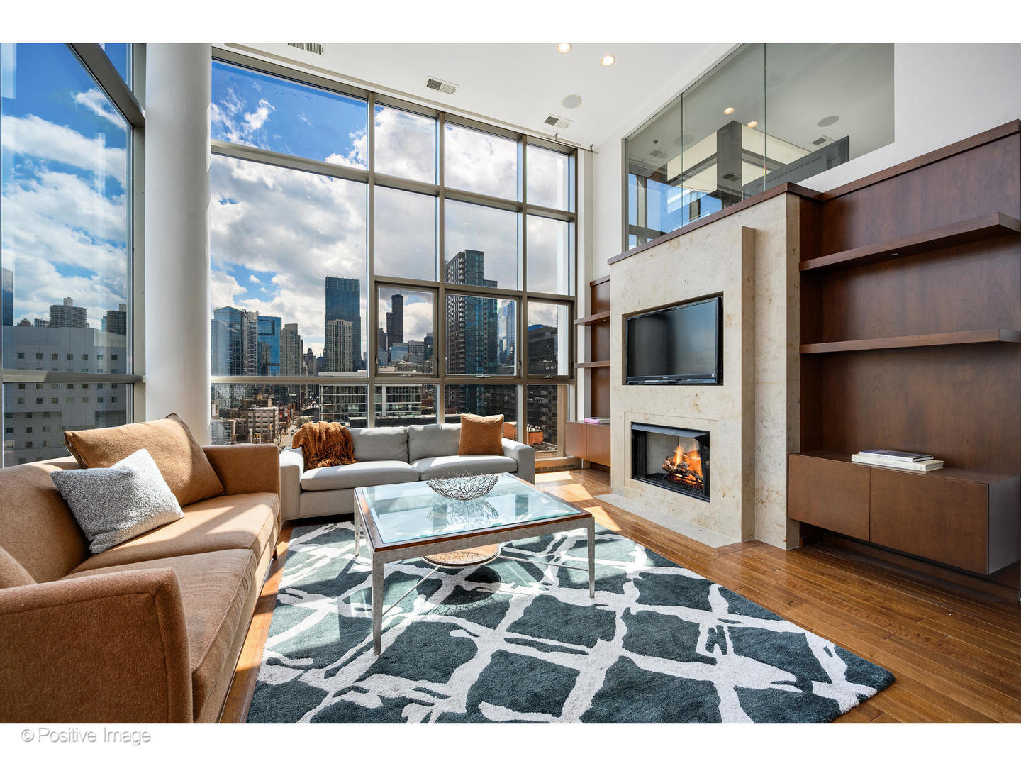 150 W Superior Street 1404