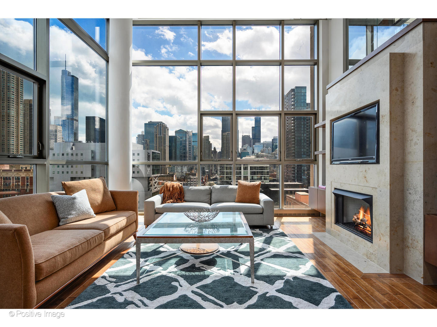 150 W Superior Street 1404