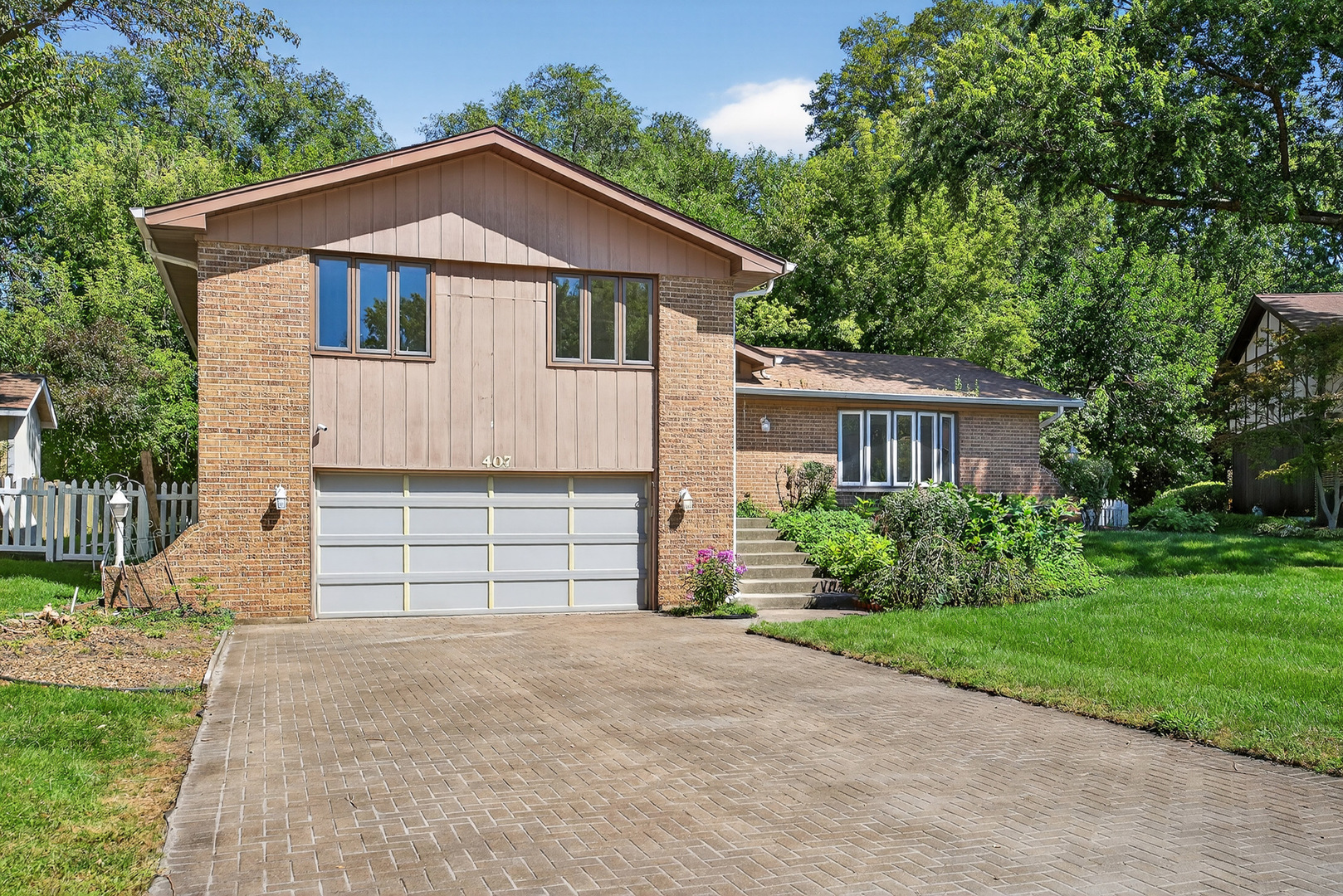 407 Brad Court