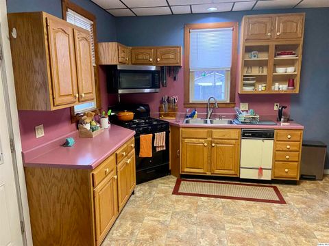 Tiny photo for 614 S 222nd St St, Quincy, IL 62301 (MLS # 12524452)