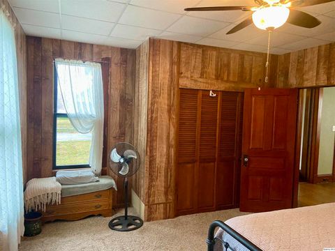 Tiny photo for 614 S 222nd St St, Quincy, IL 62301 (MLS # 12524452)