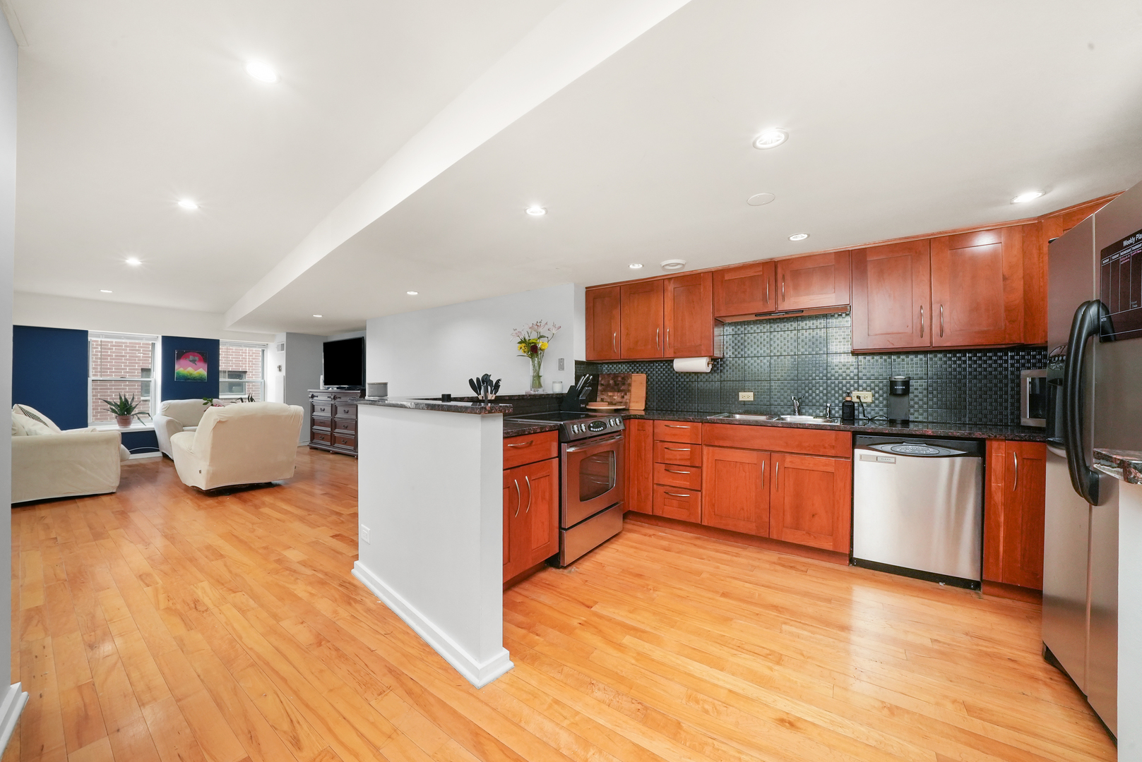 40 E 9th Street 1807