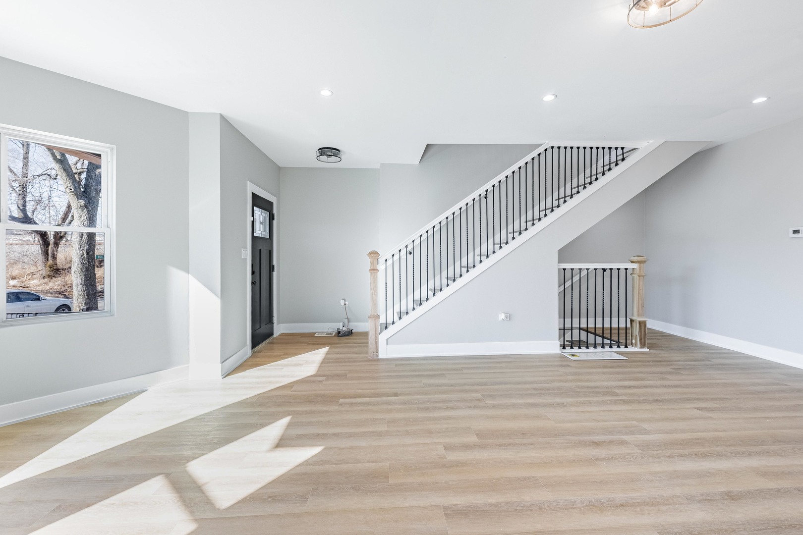 7505 S Wolcott Avenue