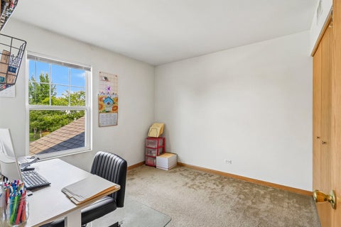 Tiny photo for 2040 Limestone Lane, Carpentersville, IL 60110 (MLS # 12642555)