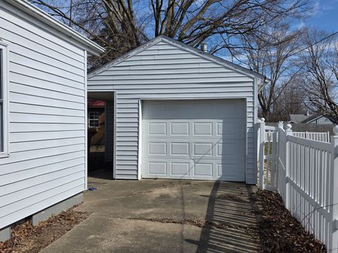 Tiny photo for 610 Cherry Street, Pana, IL 62557 (MLS # 12569819)
