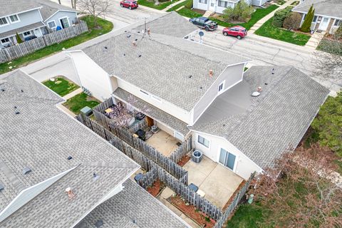 Tiny photo for 6102 Kit Carson Drive, Hanover Park, IL 60133 (MLS # 12619092)