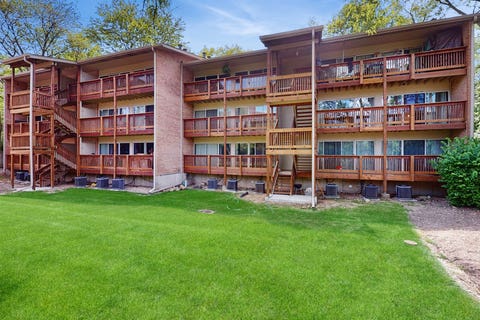 Photo of 5880 Forest View Road #C, Lisle, IL 60532 (MLS # 12724542)