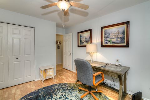 Tiny photo for 1502 Canbury Court #D1, Wheeling, IL 60090 (MLS # 12471871)