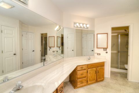 Tiny photo for 1502 Canbury Court #D1, Wheeling, IL 60090 (MLS # 12471871)