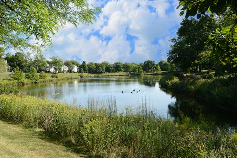 Tiny photo for 1502 Canbury Court #D1, Wheeling, IL 60090 (MLS # 12471871)