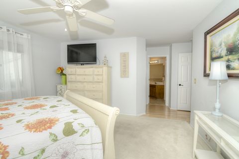 Tiny photo for 1502 Canbury Court #D1, Wheeling, IL 60090 (MLS # 12471871)