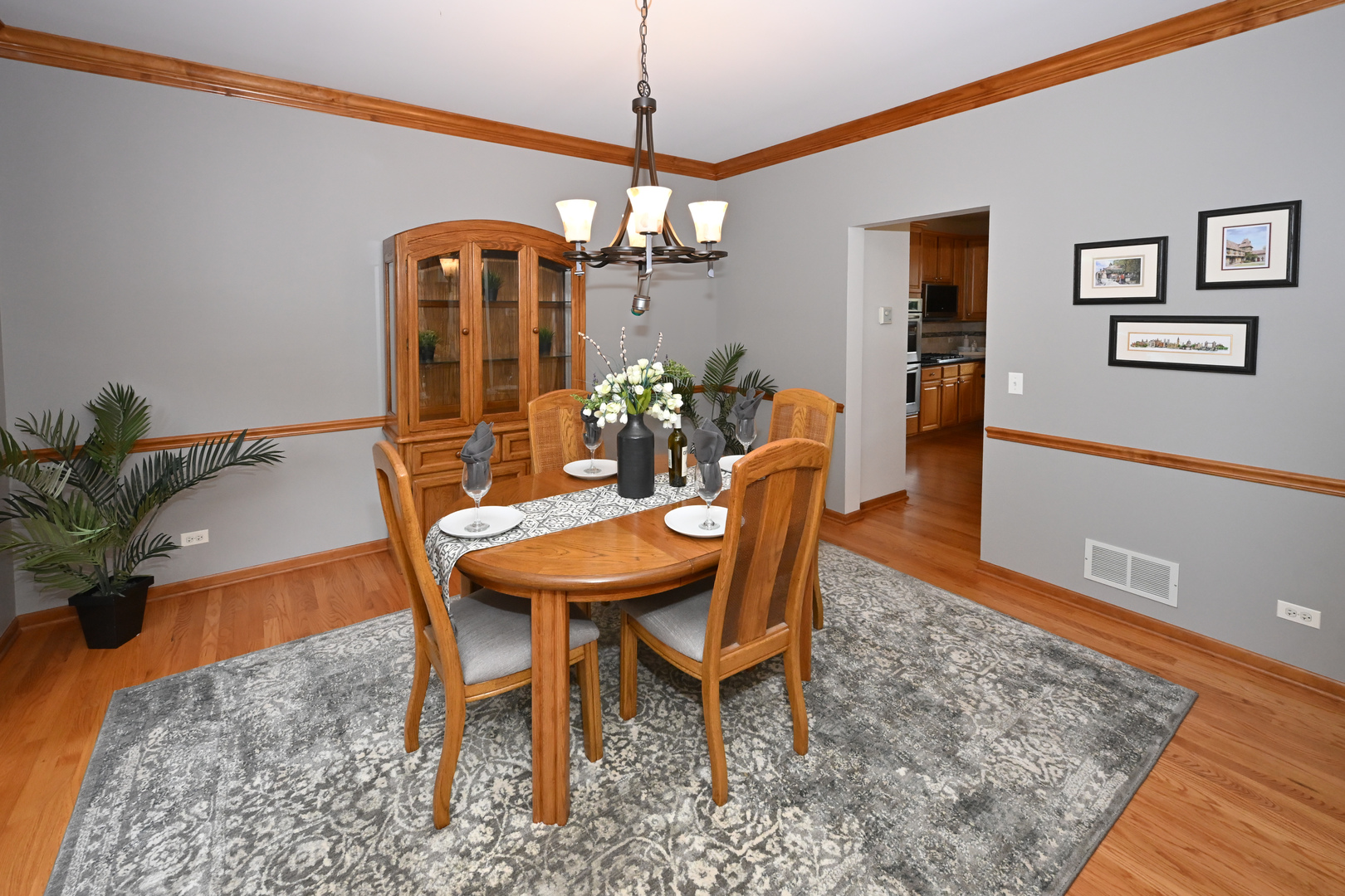 3753 Queen Anne Court