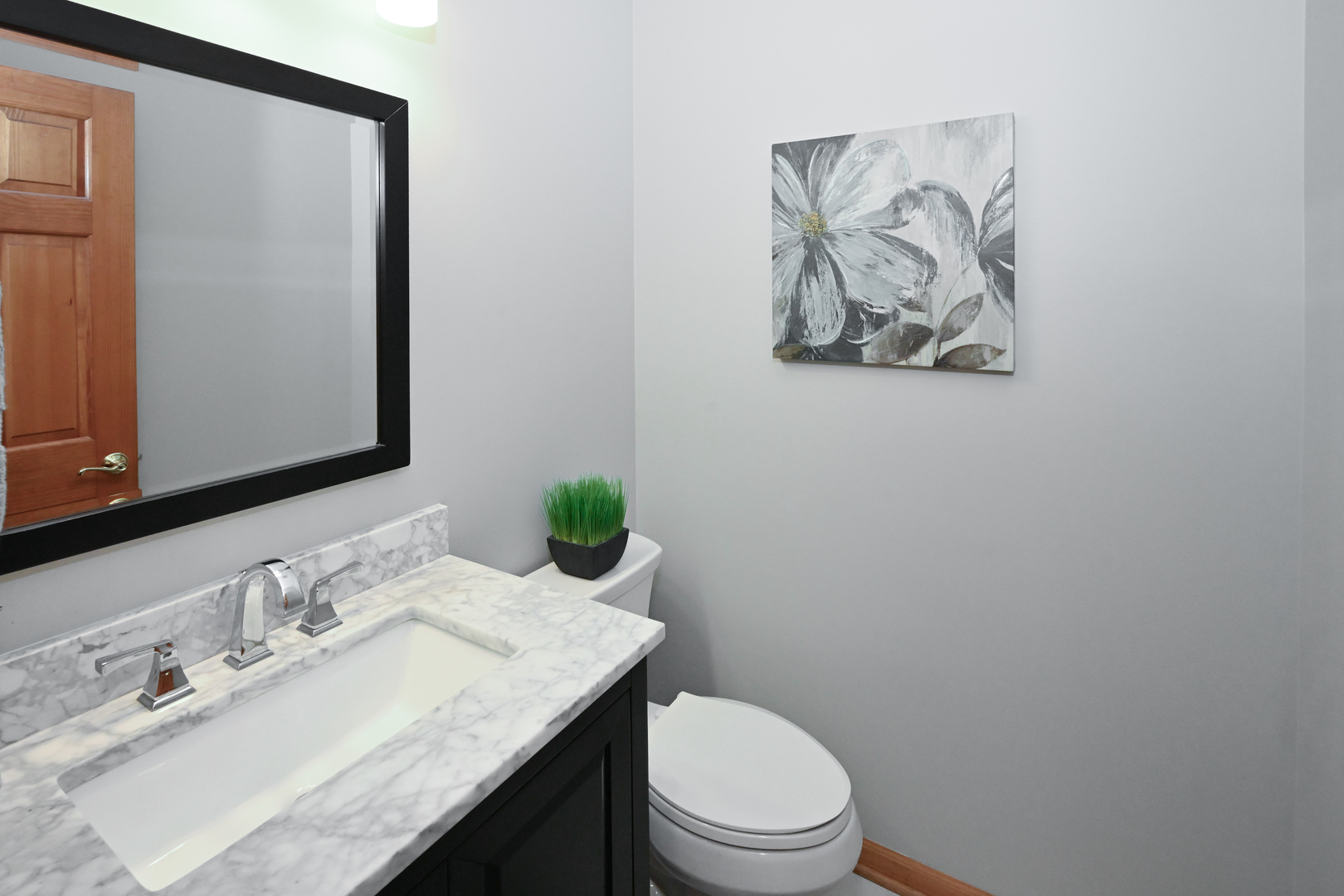 St. Charles, Illinois 60174, United States, 4 Bedrooms Bedrooms, ,3 BathroomsBathrooms,Residential,Contingent,212852