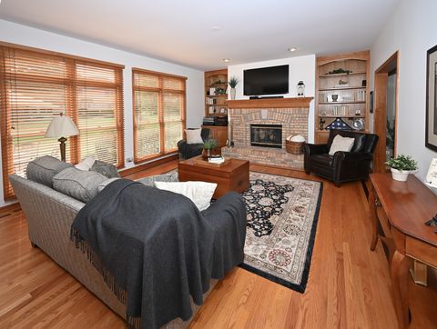 Tiny photo for 3753 Queen Anne Court, St. Charles, IL 60174 (MLS # 12437230)
