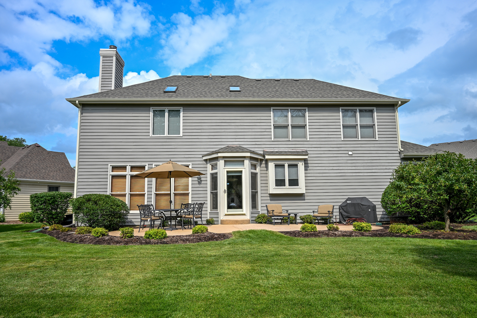 St. Charles, Illinois 60174, United States, 4 Bedrooms Bedrooms, ,3 BathroomsBathrooms,Residential,Contingent,212852