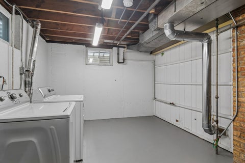 Tiny photo for 983 Harvard Court, Highland Park, IL 60035 (MLS # 12683179)