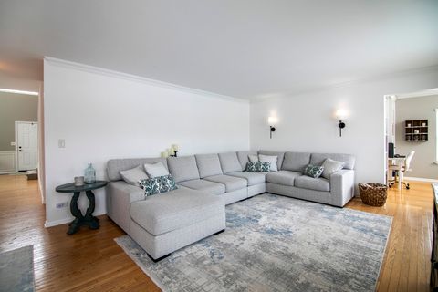 Tiny photo for 1675 Rosehall Lane, Elgin, IL 60123 (MLS # 12593295)