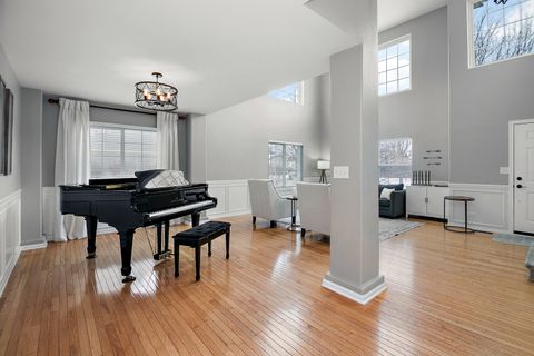 Tiny photo for 1675 Rosehall Lane, Elgin, IL 60123 (MLS # 12593295)