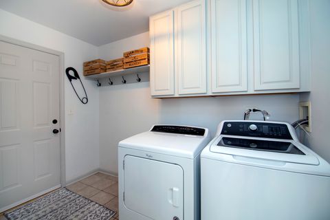 Tiny photo for 1675 Rosehall Lane, Elgin, IL 60123 (MLS # 12593295)