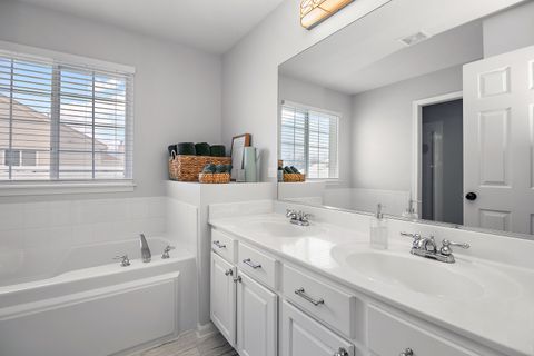 Tiny photo for 1675 Rosehall Lane, Elgin, IL 60123 (MLS # 12593295)