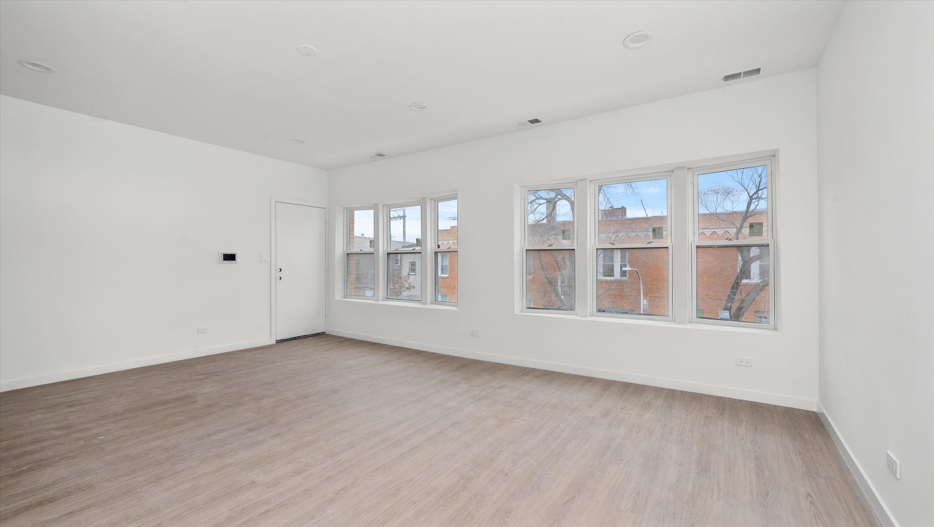 2353 N Springfield Avenue 2