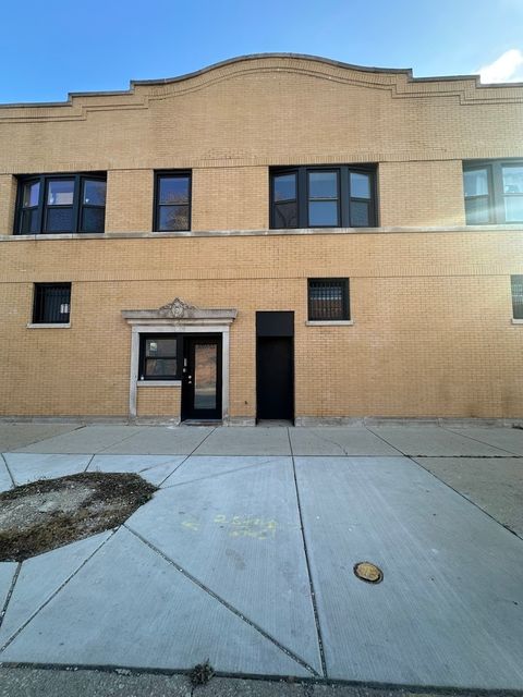 2353 N Springfield Avenue 2 Chicago IL 60647