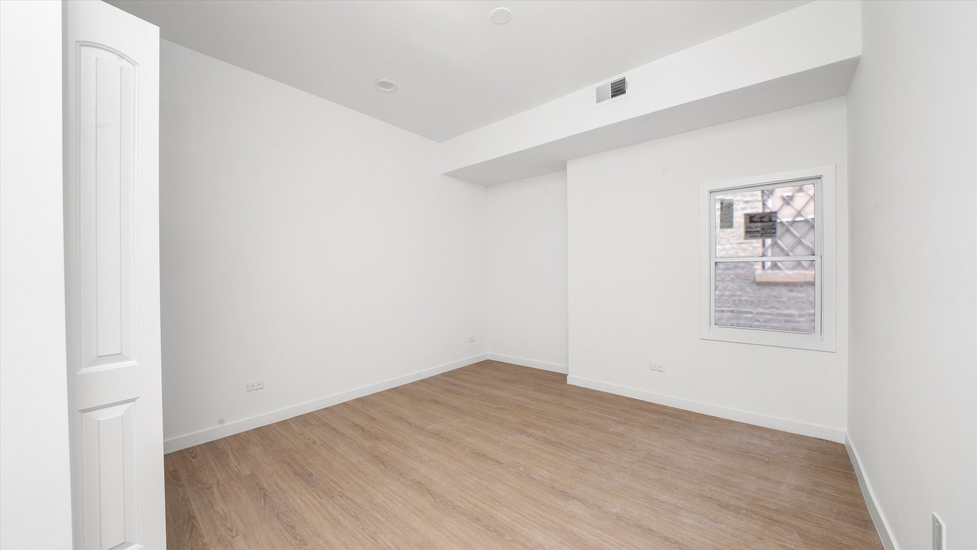 2353 N Springfield Avenue 2