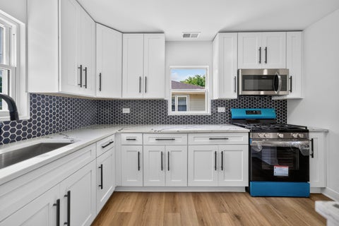 Tiny photo for 213 May Street, Bensenville, IL 60106 (MLS # 12705202)