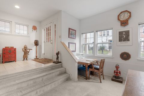 Tiny photo for 4922-B S Cornell Avenue, Chicago, IL 60615 (MLS # 12611787)