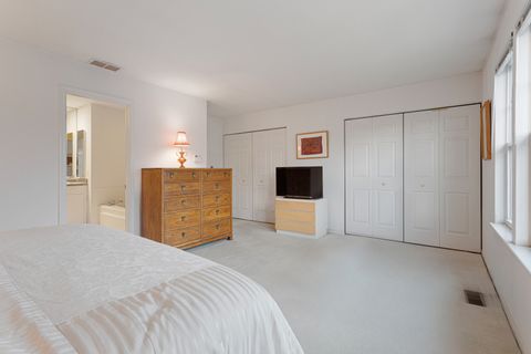 Tiny photo for 4922-B S Cornell Avenue, Chicago, IL 60615 (MLS # 12611787)