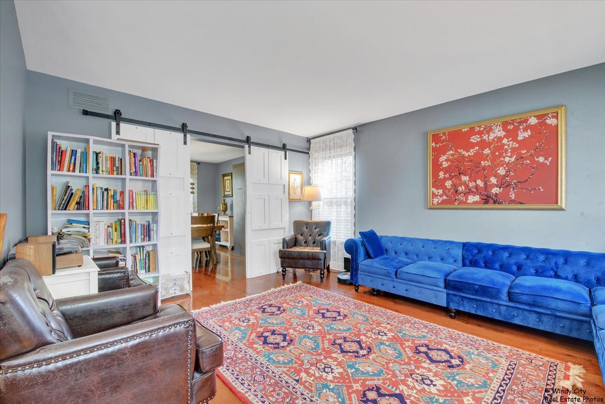 1505 Della Drive