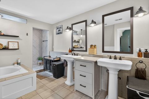 Tiny photo for 22154 S Gawain Drive, Joliet, IL 60404 (MLS # 12624108)