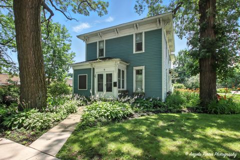 11 S Lake Street Grayslake IL 60030