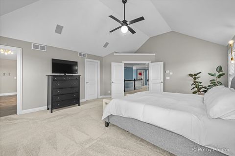 Tiny photo for 647 Bennett Drive, North Aurora, IL 60542 (MLS # 12600392)