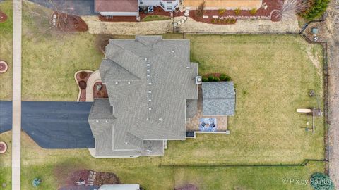 Tiny photo for 647 Bennett Drive, North Aurora, IL 60542 (MLS # 12600392)