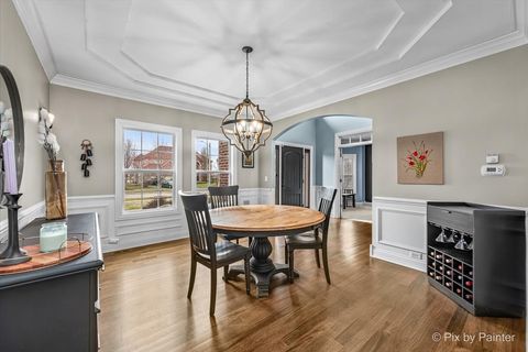 Tiny photo for 647 Bennett Drive, North Aurora, IL 60542 (MLS # 12600392)