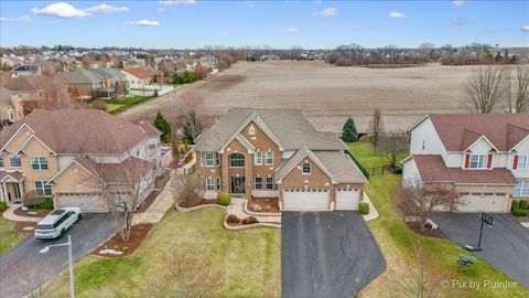 Tiny photo for 647 Bennett Drive, North Aurora, IL 60542 (MLS # 12600392)