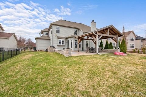 Tiny photo for 647 Bennett Drive, North Aurora, IL 60542 (MLS # 12600392)