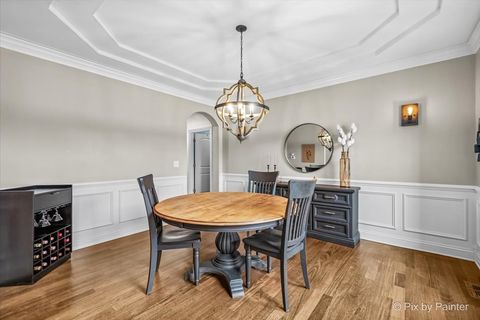 Tiny photo for 647 Bennett Drive, North Aurora, IL 60542 (MLS # 12600392)